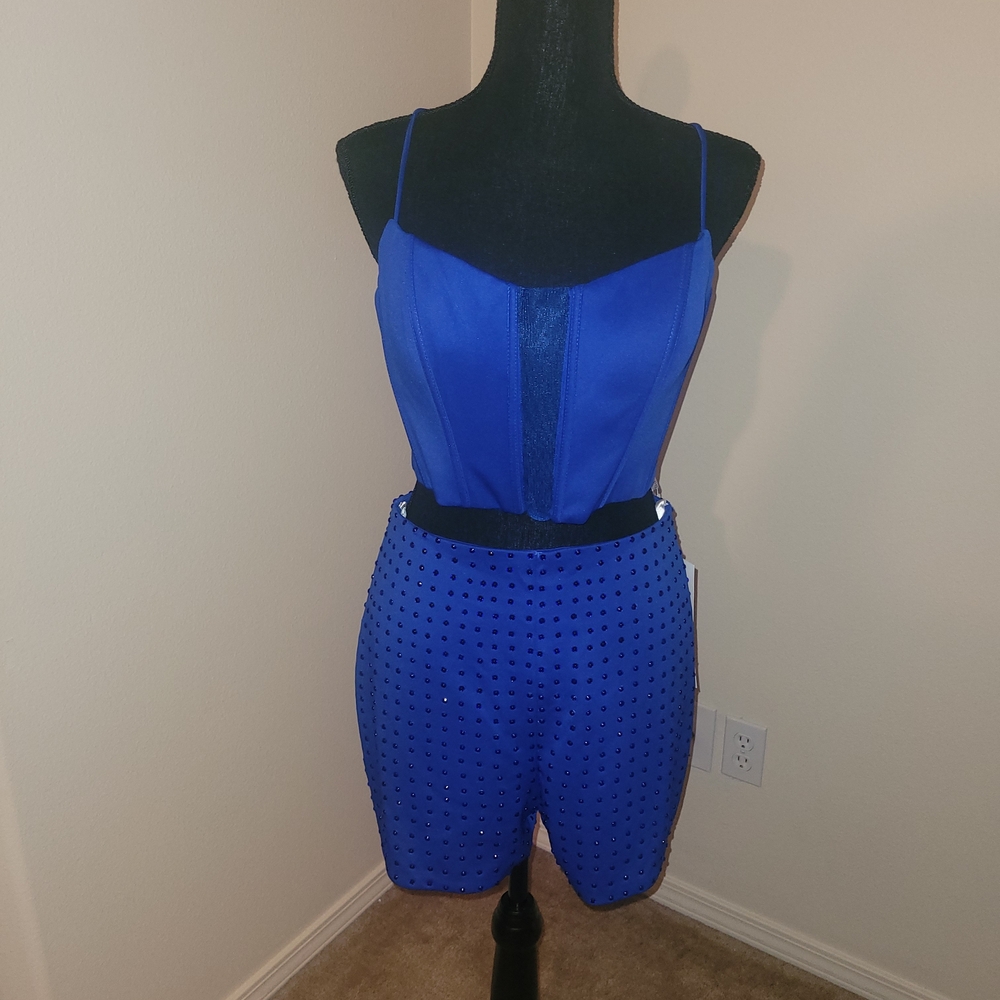 Blue Three-Piece Embellished Crop Top,High-Waist Shorts And Jacket Set